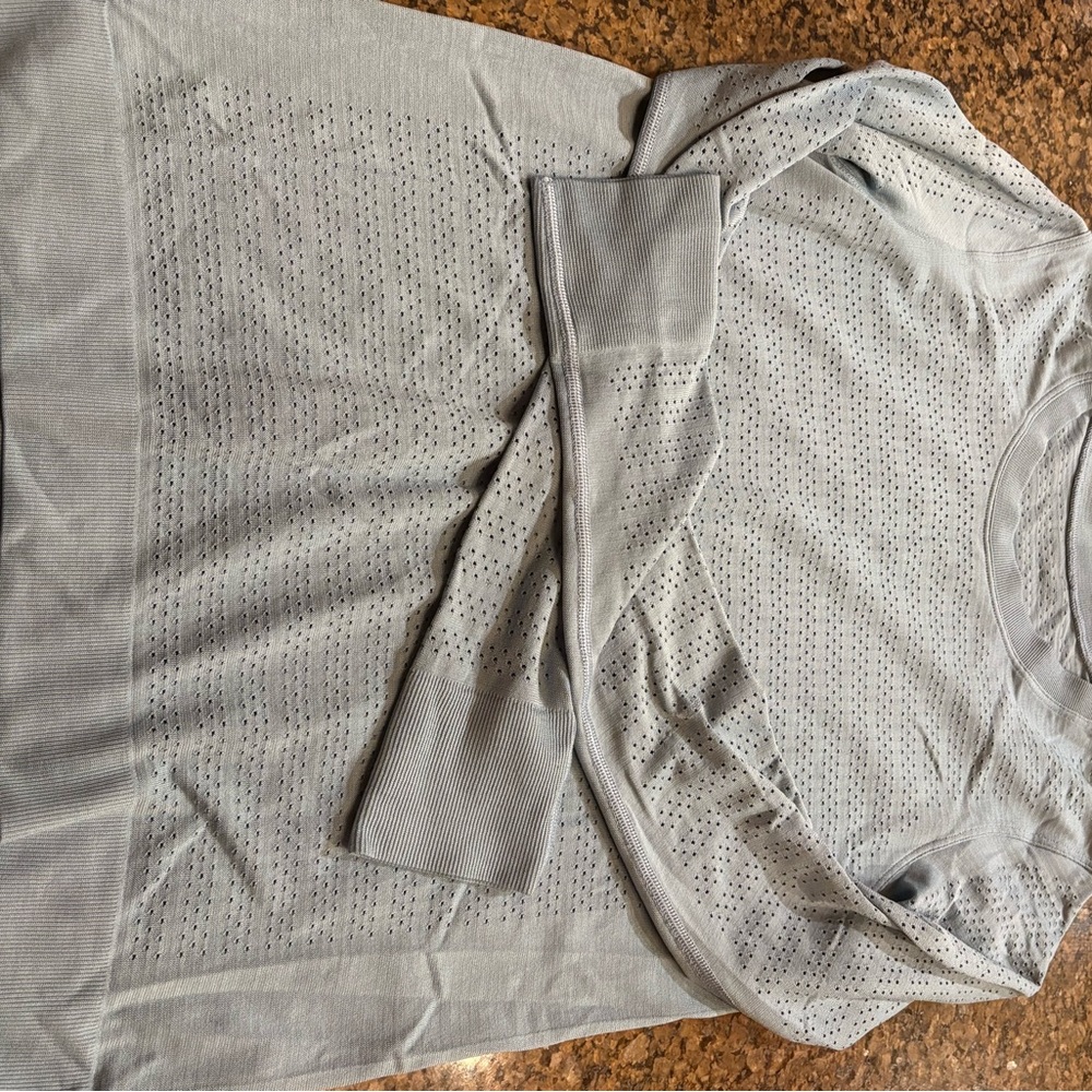 lululemon athletica Gray Long Sleeve Top